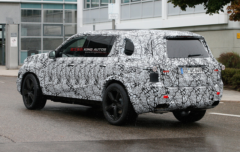 瞄準BMW X7無誤! 新世代《Mercedes-Benz GLS》偽裝車首度曝光 瞄準BMW X7無誤! 新世代《Mercedes-Benz GLS》偽裝車首度曝光