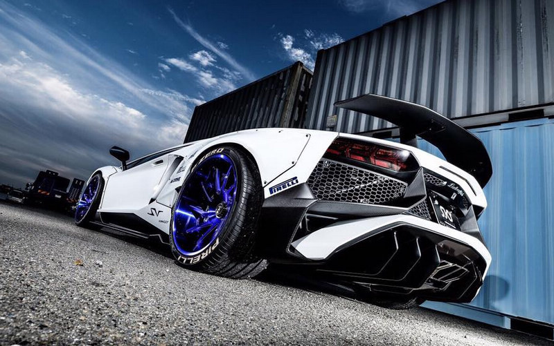 為大牛更添威猛姿態LB Performance操刀《Lamborghini Aventador SV》新版Liberty Walk 為大牛更添威猛姿態LB Performance操刀《Lamborghini Aventador SV》新版Liberty Walk