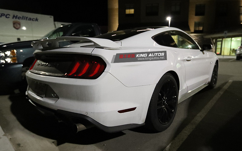 野馬專家再出手 Roush預告為小改《Ford Mustang》推出最新改裝套件 野馬專家再出手 Roush預告為小改《Ford Mustang》推出最新改裝套件