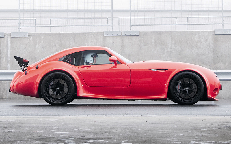 與寶馬再續前緣 《Wiesmann》與《BMW》重新簽署引擎供應合約 與寶馬再續前緣 《Wiesmann》與《BMW》重新簽署引擎供應合約