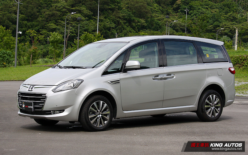 MPV比拼最終章─《Honda Odyssey x Luxgen M7 Turbo x Toyota Previa》,動態表現&a MPV比拼最終章─《Honda Odyssey x Luxgen M7 Turbo x Toyota Previa》,動態表現&a