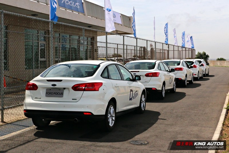 國產渦輪房車入替─《Ford Focus EcoBoost 180》四門版試駕報導 國產渦輪房車入替─《Ford Focus EcoBoost 180》四門版試駕報導