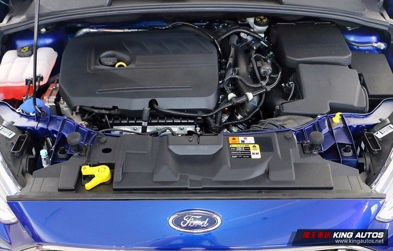 國產渦輪房車入替─《Ford Focus EcoBoost 180》四門版試駕報導 國產渦輪房車入替─《Ford Focus EcoBoost 180》四門版試駕報導