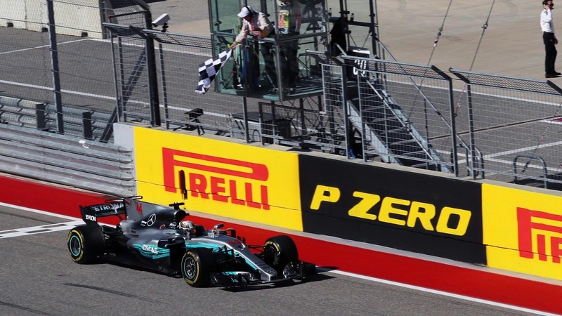 2017 F1美國站:Hamilton戰勝Vettel奪冠 Verstappen爭議超車遭判罰 2017 F1美國站:Hamilton戰勝Vettel奪冠 Verstappen爭議超車遭判罰