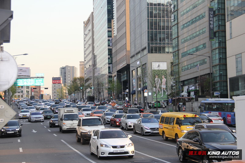 實際油耗與車廠數據落差達59% 澳洲研究機構盼改變油耗測試方式 實際油耗與車廠數據落差達59% 澳洲研究機構盼改變油耗測試方式