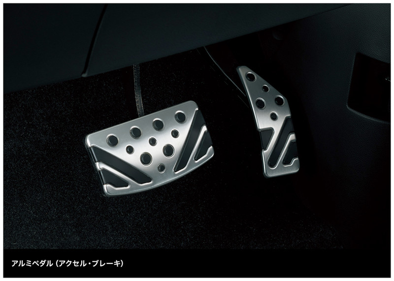 《Mitsubishi Delica D:5 Chamonix》問世10周年最新冬季特仕 《Mitsubishi Delica D:5 Chamonix》問世10周年最新冬季特仕