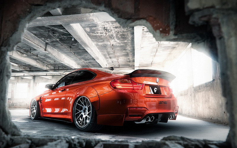 大和競技風格入注 《BMW M4》Liberty Walk套件上身更添衝突美感 大和競技風格入注 《BMW M4》Liberty Walk套件上身更添衝突美感
