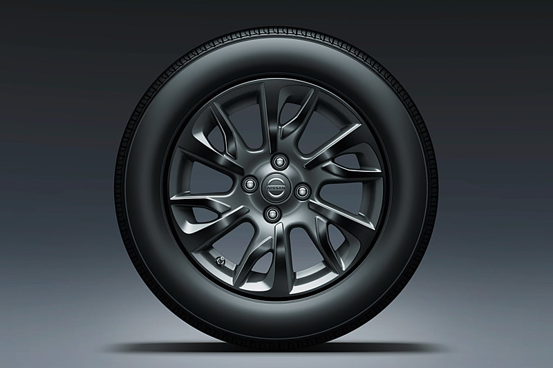 《Nissan Note C-Gear》跨界風扮相日本特仕新登場 《Nissan Note C-Gear》跨界風扮相日本特仕新登場