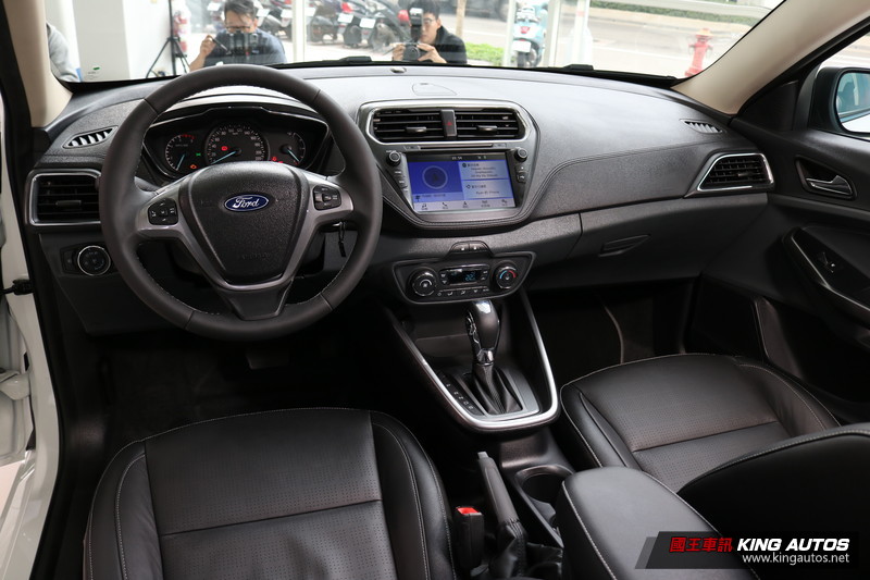 1.5升兩車型四氣囊起跳 《Ford Escort》58.8萬元起即日開放預售 1.5升兩車型四氣囊起跳 《Ford Escort》58.8萬元起即日開放預售