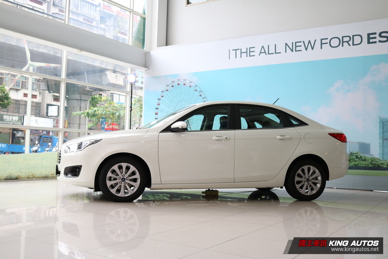 1.5升兩車型四氣囊起跳 《Ford Escort》58.8萬元起即日開放預售 1.5升兩車型四氣囊起跳 《Ford Escort》58.8萬元起即日開放預售