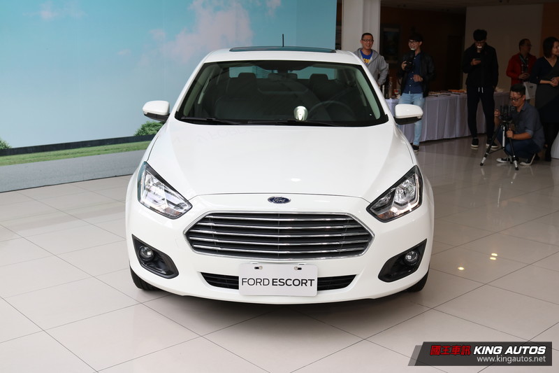 1.5升兩車型四氣囊起跳 《Ford Escort》58.8萬元起即日開放預售 1.5升兩車型四氣囊起跳 《Ford Escort》58.8萬元起即日開放預售