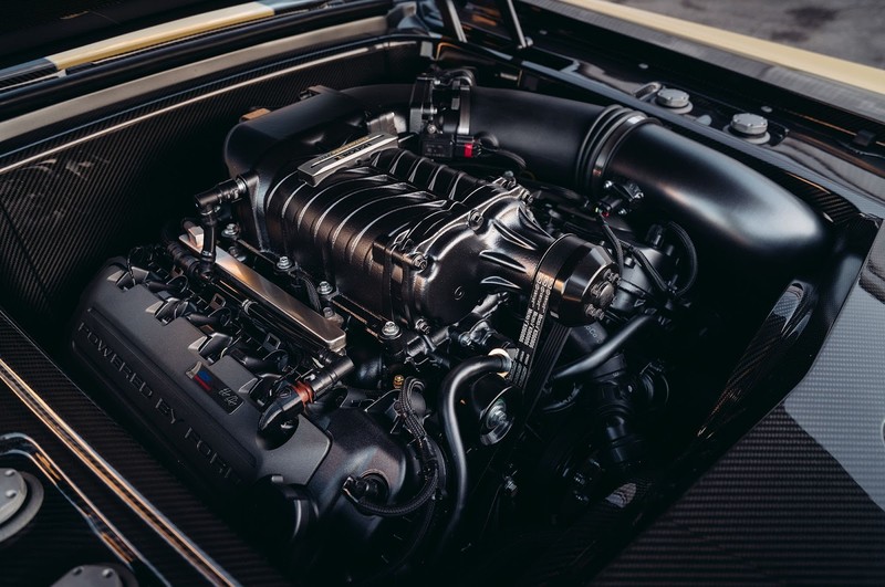 《SpeedKore》為小勞勃道尼客製專屬《Ford Mustang Boss 302》 《SpeedKore》為小勞勃道尼客製專屬《Ford Mustang Boss 302》