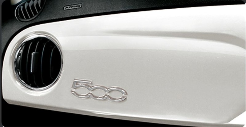 鍍鉻妝點《Fiat 500 Cromata》日本限量特仕新登場 鍍鉻妝點《Fiat 500 Cromata》日本限量特仕新登場