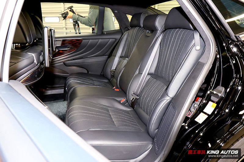 十年磨一劍 ─ 全新第五代《Lexus LS 500h》富士賽道先行體驗 十年磨一劍 ─ 全新第五代《Lexus LS 500h》富士賽道先行體驗