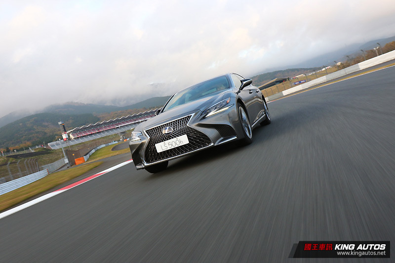 十年磨一劍 ─ 全新第五代《Lexus LS 500h》富士賽道先行體驗 十年磨一劍 ─ 全新第五代《Lexus LS 500h》富士賽道先行體驗