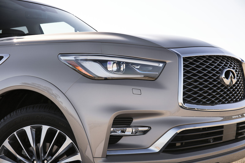 新世代《Infiniti QX80》杜拜現身 展現新世代休旅王者氣勢 新世代《Infiniti QX80》杜拜現身 展現新世代休旅王者氣勢