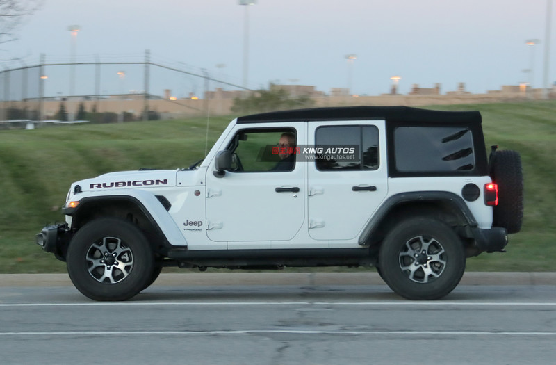 新世代《Jeep Wrangler》全車系曝光 三門/五門軟硬頂車型通通入列 新世代《Jeep Wrangler》全車系曝光 三門/五門軟硬頂車型通通入列