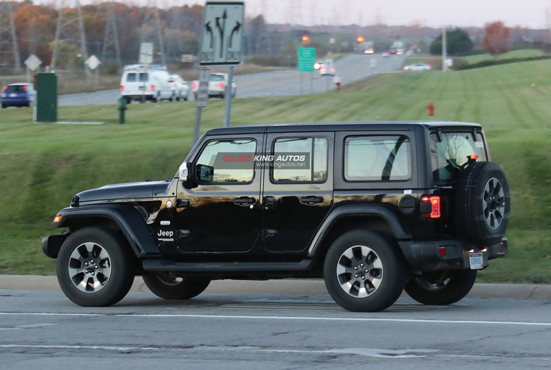 新世代《Jeep Wrangler》全車系曝光 三門/五門軟硬頂車型通通入列 新世代《Jeep Wrangler》全車系曝光 三門/五門軟硬頂車型通通入列