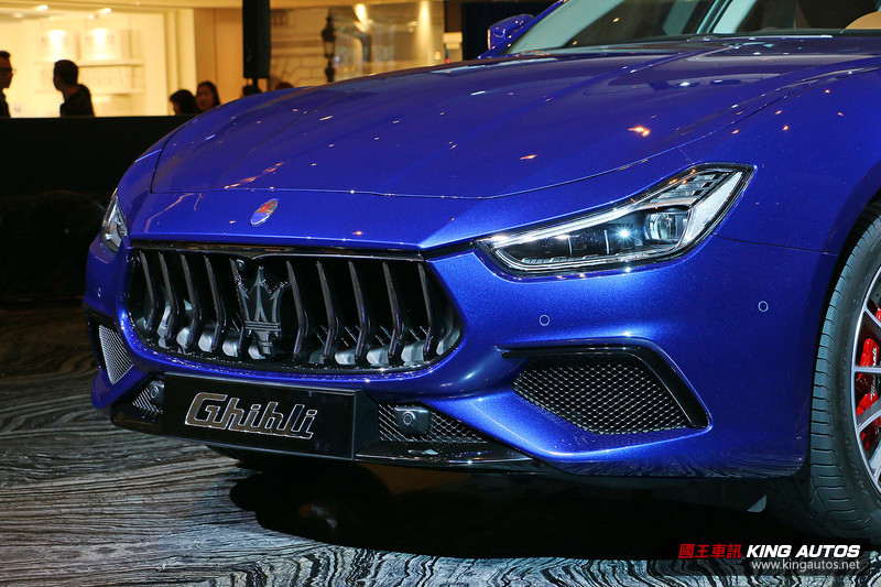 率先導入GranSport車型 2018年式《Maserati Ghibli》378萬元起降價發表 率先導入GranSport車型 2018年式《Maserati Ghibli》378萬元起降價發表