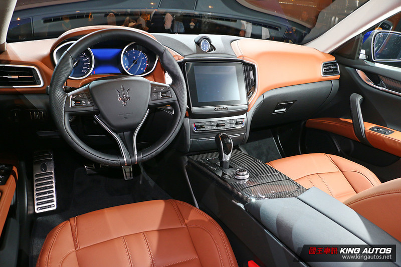 率先導入GranSport車型 2018年式《Maserati Ghibli》378萬元起降價發表 率先導入GranSport車型 2018年式《Maserati Ghibli》378萬元起降價發表