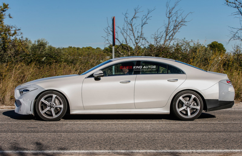 《Mercedes-Benz》釋出預告圖 新世代《CLS》確定洛杉磯車展首發 《Mercedes-Benz》釋出預告圖 新世代《CLS》確定洛杉磯車展首發