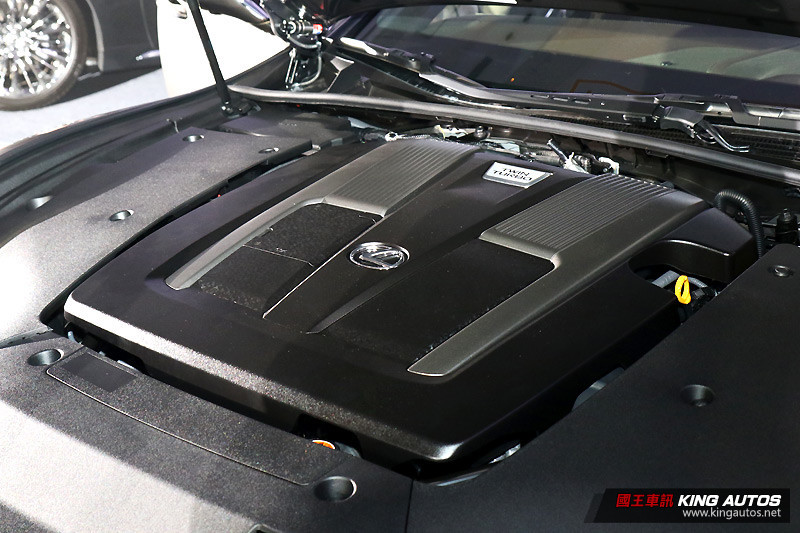日本刀出鞘 新型《Lexus LS 500/500h》457萬起搶攻國內大型豪華房車市場 日本刀出鞘 新型《Lexus LS 500/500h》457萬起搶攻國內大型豪華房車市場