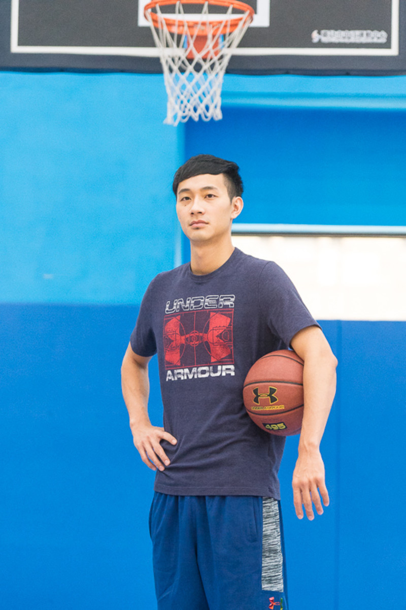 一同渴望更多成就 《Under Armour》 高雄夢時代門市擴大開幕 一同渴望更多成就 《Under Armour》 高雄夢時代門市擴大開幕