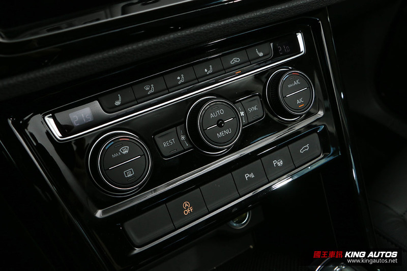 率性家庭號─《Volkswagen Touran 330 TDI R-Line》試駕報導 率性家庭號─《Volkswagen Touran 330 TDI R-Line》試駕報導