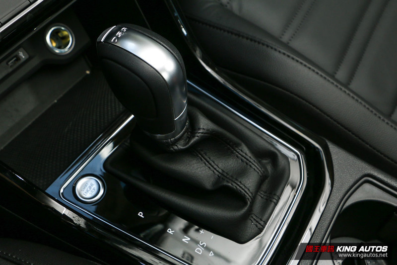 率性家庭號─《Volkswagen Touran 330 TDI R-Line》試駕報導 率性家庭號─《Volkswagen Touran 330 TDI R-Line》試駕報導