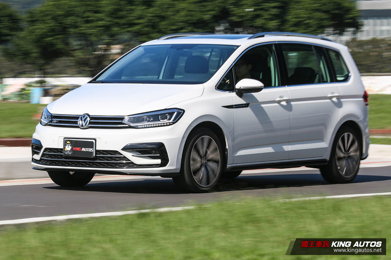 率性家庭號─《Volkswagen Touran 330 TDI R-Line》試駕報導 率性家庭號─《Volkswagen Touran 330 TDI R-Line》試駕報導