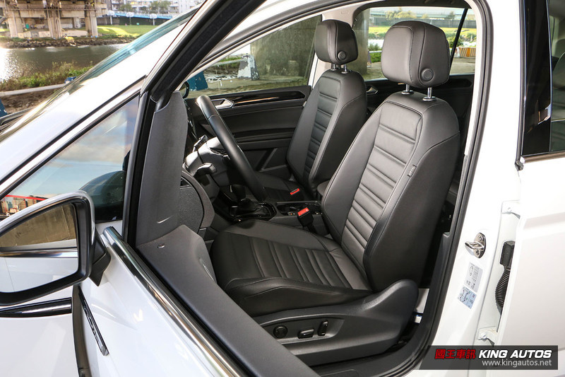 率性家庭號─《Volkswagen Touran 330 TDI R-Line》試駕報導 率性家庭號─《Volkswagen Touran 330 TDI R-Line》試駕報導