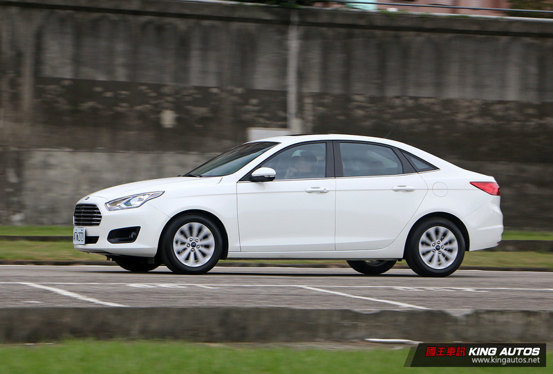 凡事不能只看表面─《Ford Escort》試駕,動態篇 凡事不能只看表面─《Ford Escort》試駕,動態篇
