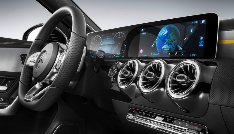 新世代《Mercedes-Benz A-Class》內裝曝光 大平板儀表設計強勢移植 新世代《Mercedes-Benz A-Class》內裝曝光 大平板儀表設計強勢移植