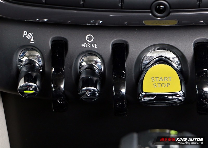 插電也能超有趣─《Mini Cooper SE Countryman ALL4》試駕 插電也能超有趣─《Mini Cooper SE Countryman ALL4》試駕