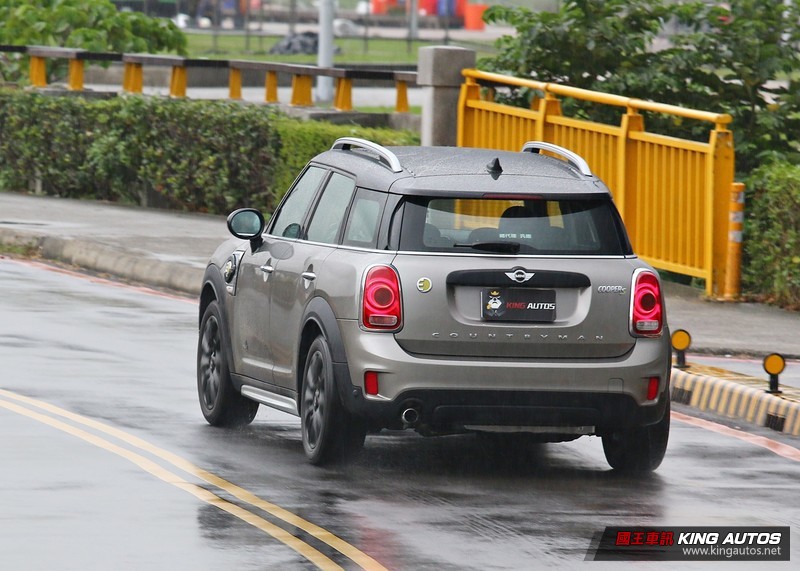 插電也能超有趣─《Mini Cooper SE Countryman ALL4》試駕 插電也能超有趣─《Mini Cooper SE Countryman ALL4》試駕