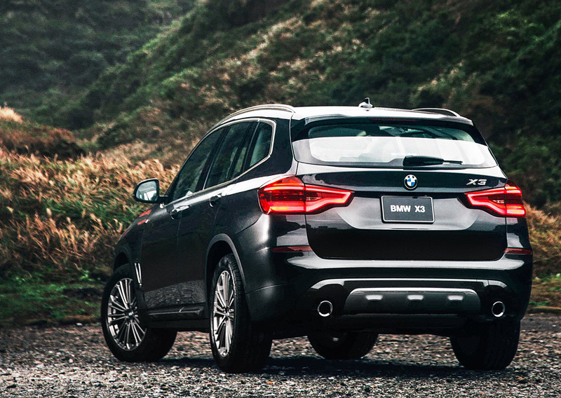 30i車型全面降價3萬元 新世代《BMW X3》239萬元起正式登台發表 30i車型全面降價3萬元 新世代《BMW X3》239萬元起正式登台發表