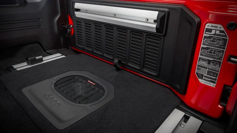 越野硬漢正式曝光 新一代《Jeep Wrangler》藍哥洛杉磯車展亮相 越野硬漢正式曝光 新一代《Jeep Wrangler》藍哥洛杉磯車展亮相