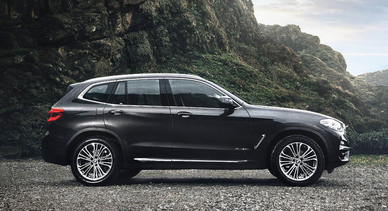30i車型全面降價3萬元 新世代《BMW X3》239萬元起正式登台發表 30i車型全面降價3萬元 新世代《BMW X3》239萬元起正式登台發表
