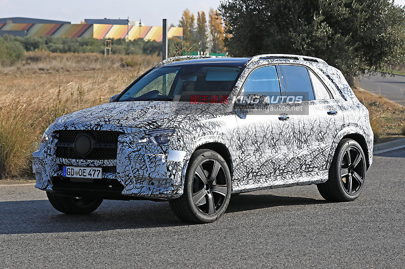 家族風貌引領產品世代革新 新一代《Mercedes-Benz GLE》再度現身 家族風貌引領產品世代革新 新一代《Mercedes-Benz GLE》再度現身