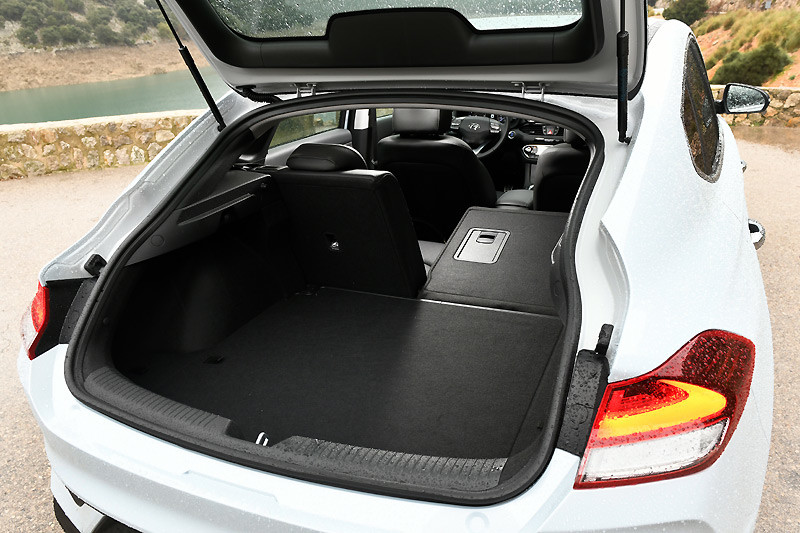 《Hyundai i30 Fastback》德國先行發表 新車明年初開始交付 《Hyundai i30 Fastback》德國先行發表 新車明年初開始交付