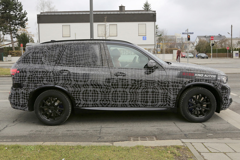 新一代G05《BMW X5》偽裝測試車再次曝光 有望2018年相見 新一代G05《BMW X5》偽裝測試車再次曝光 有望2018年相見