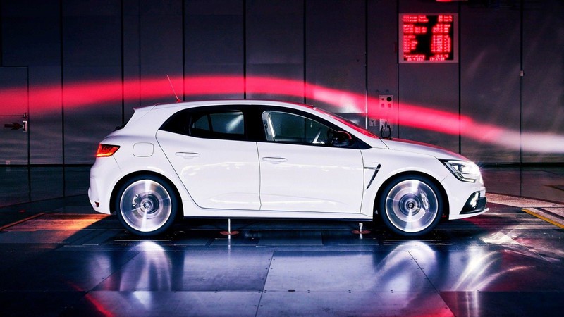 新一代《Mégane R.S.》準備問鼎最速前驅寶座?《Renault》公佈開發影片宣示實力 新一代《Mégane R.S.》準備問鼎最速前驅寶座?《Renault》公佈開發影片宣示實力