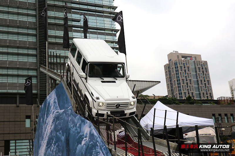 鋼鐵巨山「Iron Schöckl」降臨信義區 《Mercedes-Benz》越野體驗營開跑 鋼鐵巨山「Iron Schöckl」降臨信義區 《Mercedes-Benz》越野體驗營開跑