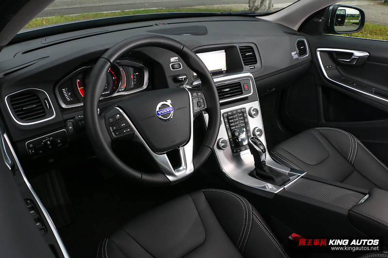質感細膩更勝以往─《Volvo V60 》D3安全旗艦版試駕報導 質感細膩更勝以往─《Volvo V60 》D3安全旗艦版試駕報導