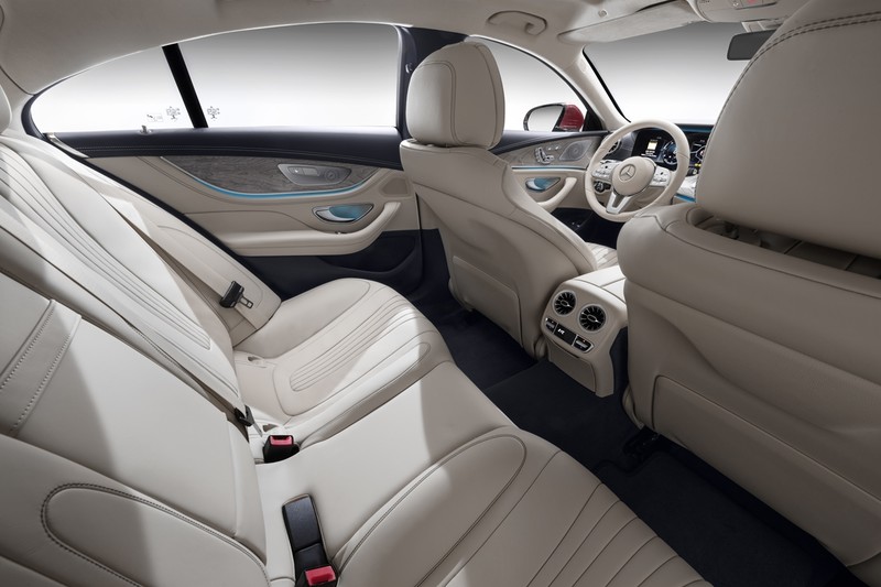 換上新世代直六渦輪引擎 第三代《Mercedes-Benz CLS》洛杉磯車展發表 換上新世代直六渦輪引擎 第三代《Mercedes-Benz CLS》洛杉磯車展發表