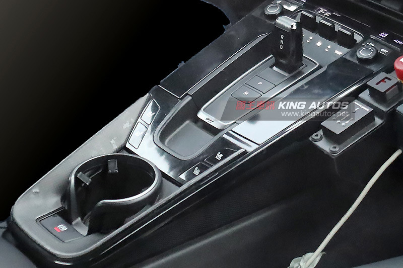 難敵數位化趨勢 新世代《Porsche 911》內裝設計完整露出 難敵數位化趨勢 新世代《Porsche 911》內裝設計完整露出