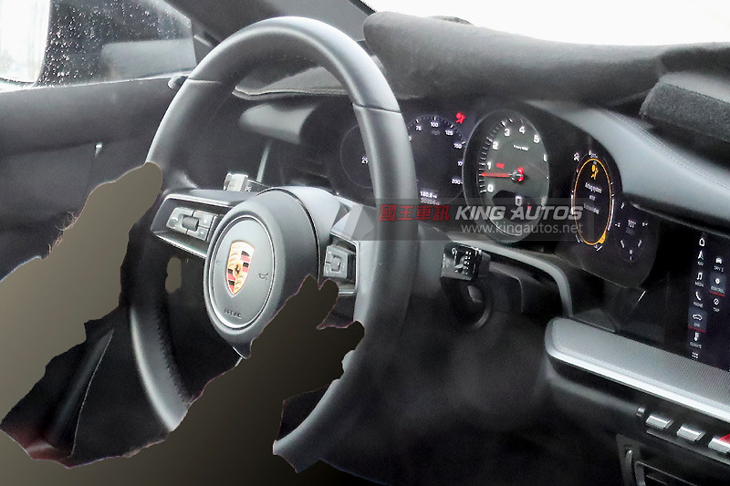 難敵數位化趨勢 新世代《Porsche 911》內裝設計完整露出 難敵數位化趨勢 新世代《Porsche 911》內裝設計完整露出