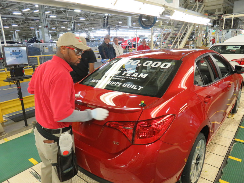 《Toyota Corolla》美國密西西比工廠第100萬輛新車誕生 《Toyota Corolla》美國密西西比工廠第100萬輛新車誕生