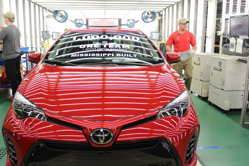 《Toyota Corolla》美國密西西比工廠第100萬輛新車誕生 《Toyota Corolla》美國密西西比工廠第100萬輛新車誕生