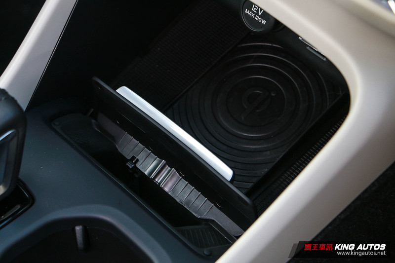 年輕,不僅在於視覺─《Volvo XC40》西班牙巴塞隆納試駕,上篇 年輕,不僅在於視覺─《Volvo XC40》西班牙巴塞隆納試駕,上篇